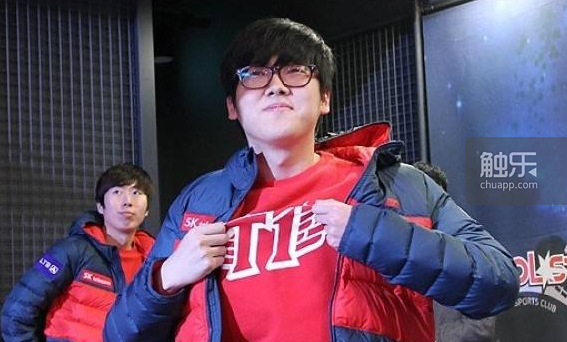 TES公布全员在巴黎场馆合照：在巴黎的首波合影