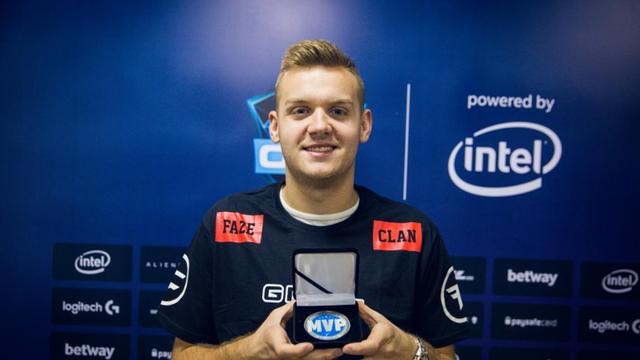 在 VCT 2025： Pacific Stage 2 中被评为最佳选手的 Something